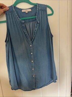 LOFT Light Blue Sleeveless Chambray Button-Front Top